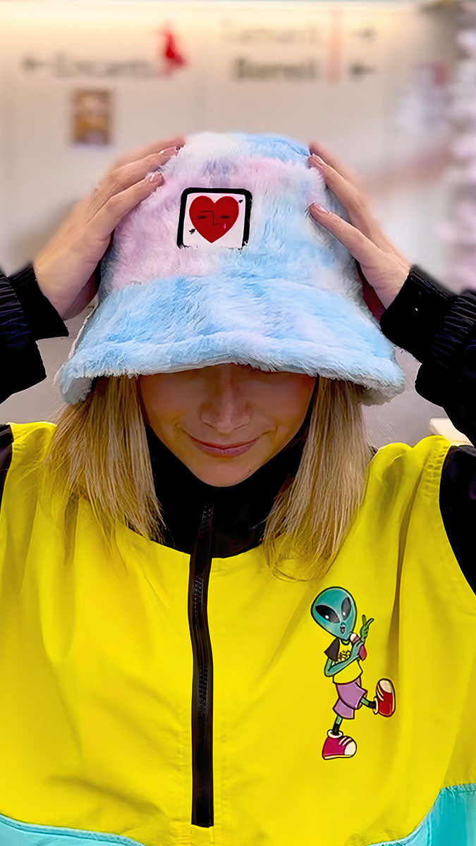 Sombrero Tie dye fluffy Not in love