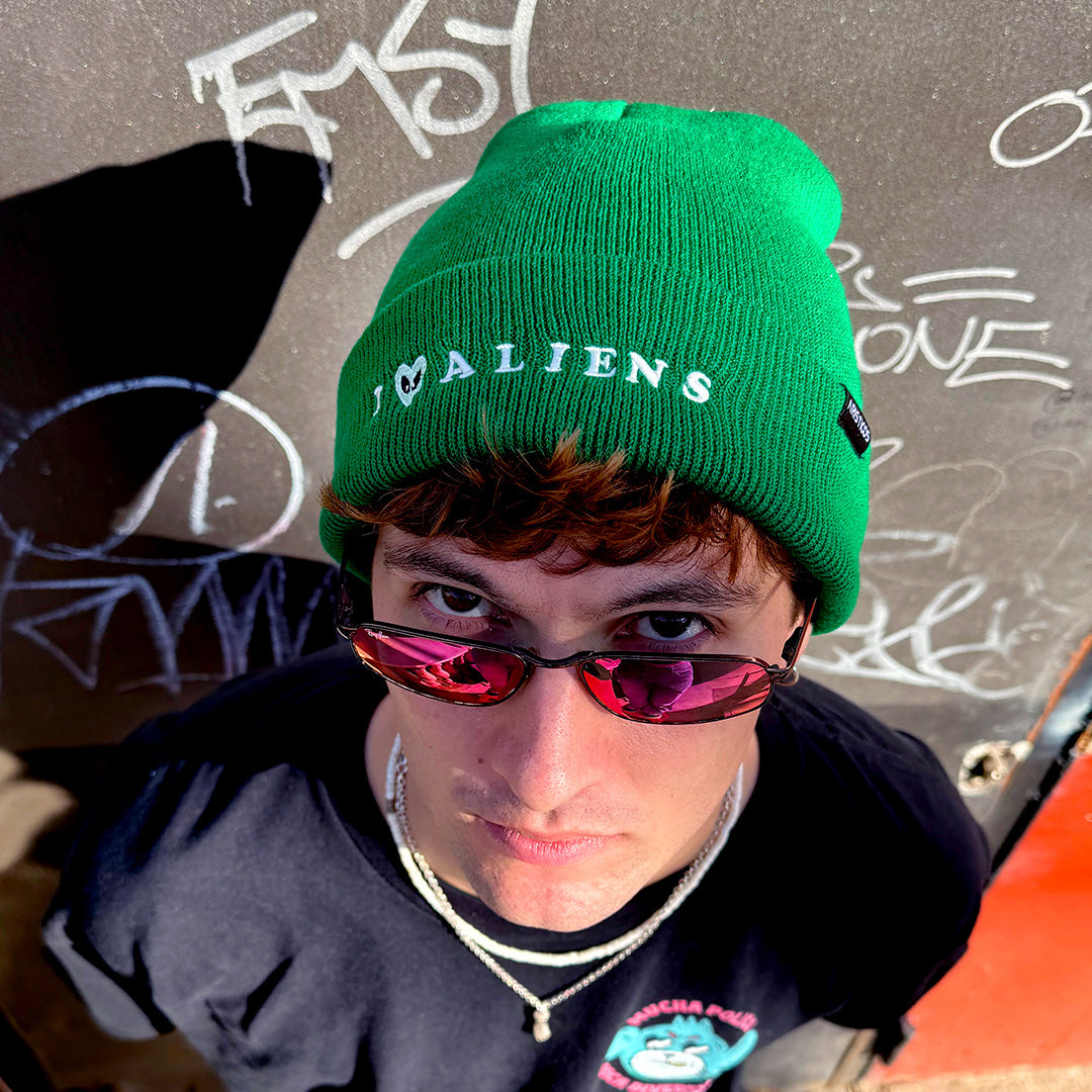 Gorro Verde I Love Aliens