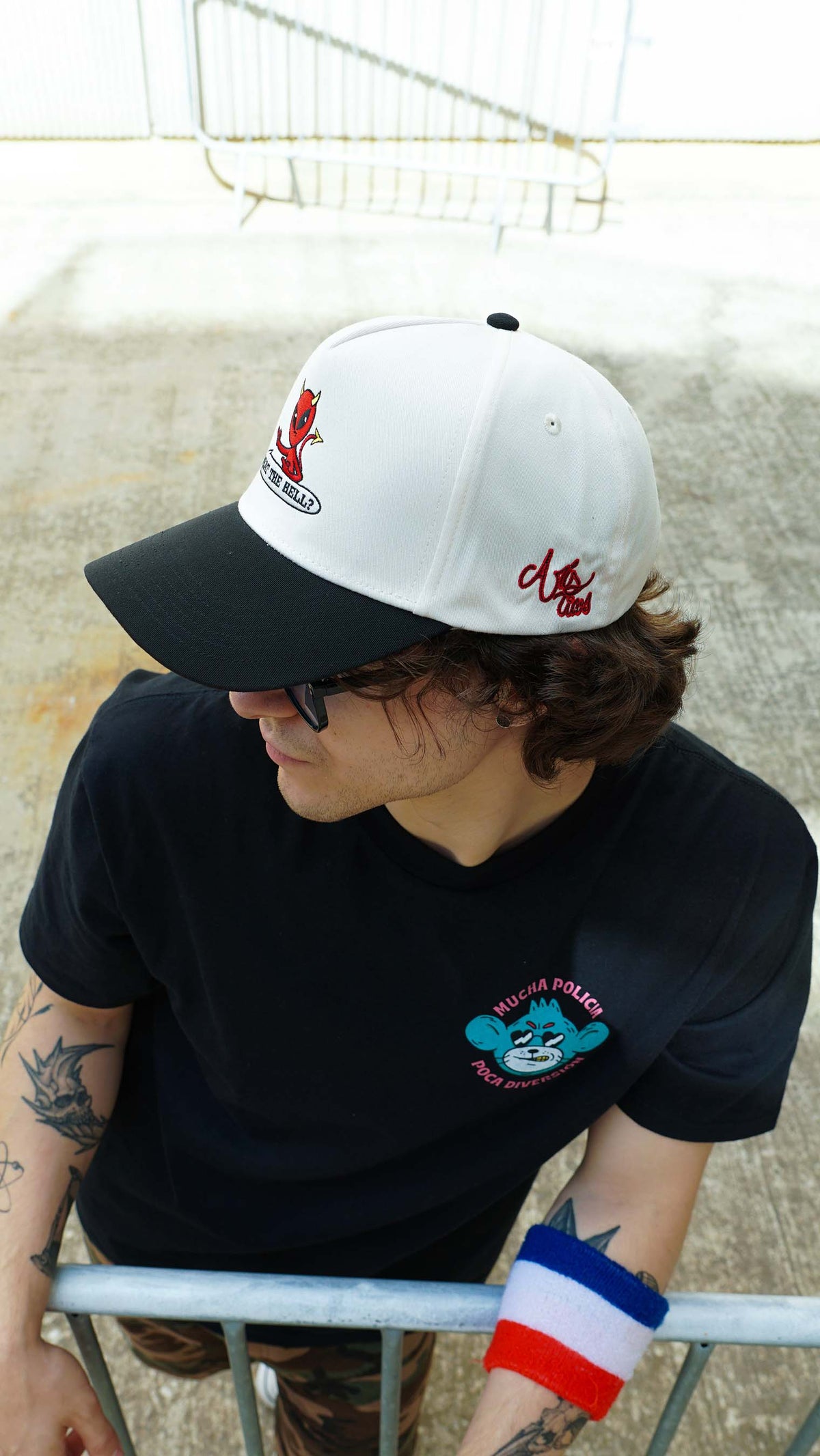Gorra WHAT THE HELL