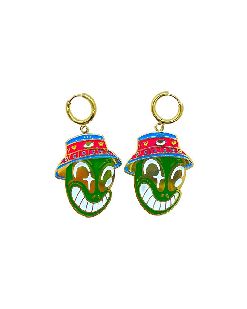 Stainless steel earrings with alien design