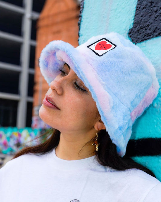 Sombrero Tie dye fluffy Not in love