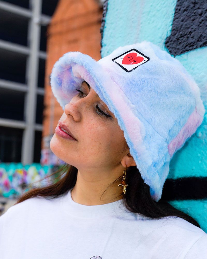 Sombrero Tie dye fluffy Not in love