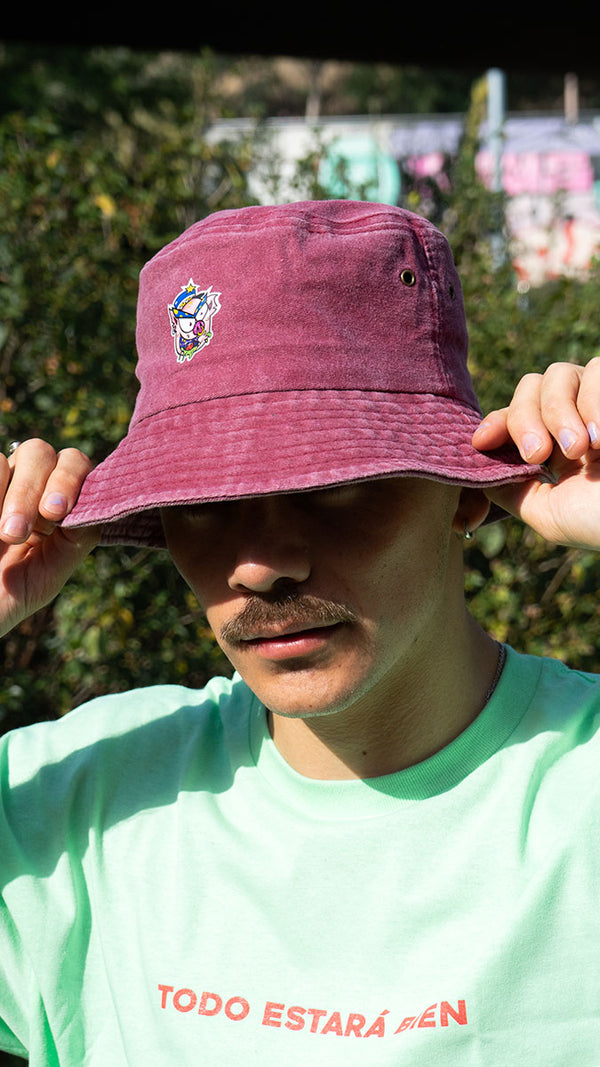 bucket hat pig
