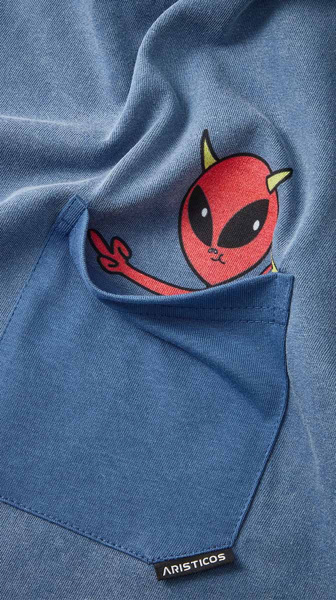 Camiseta OUT OF POCKET // Blue Washed