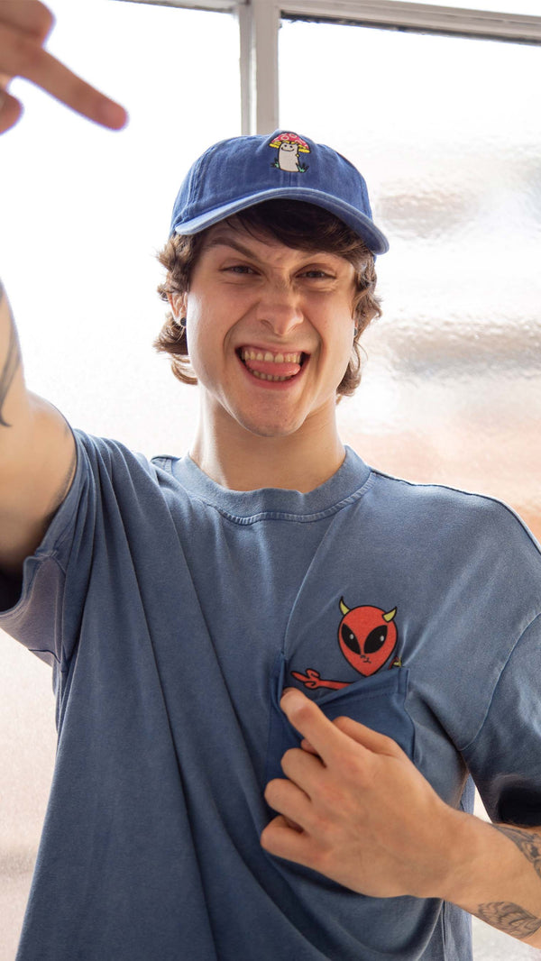 Camiseta OUT OF POCKET // Blue Washed